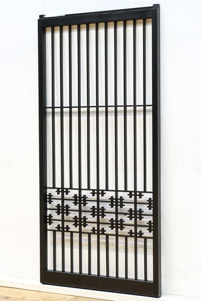 幾何学模様でレトロ感溢れる書院　EZ2505　在庫2枚