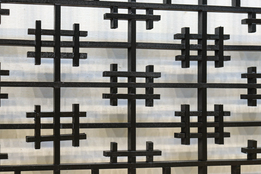 幾何学模様でレトロ感溢れる書院　EZ2505　在庫2枚