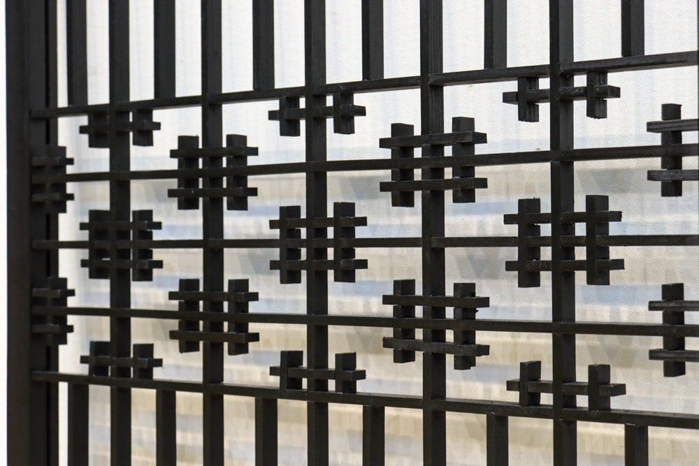 幾何学模様でレトロ感溢れる書院　EZ2505　在庫2枚