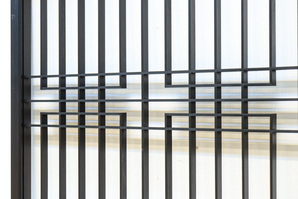 繊細な香図組子模様で凛とした眺めを見せる書院　EZ2506　在庫4枚