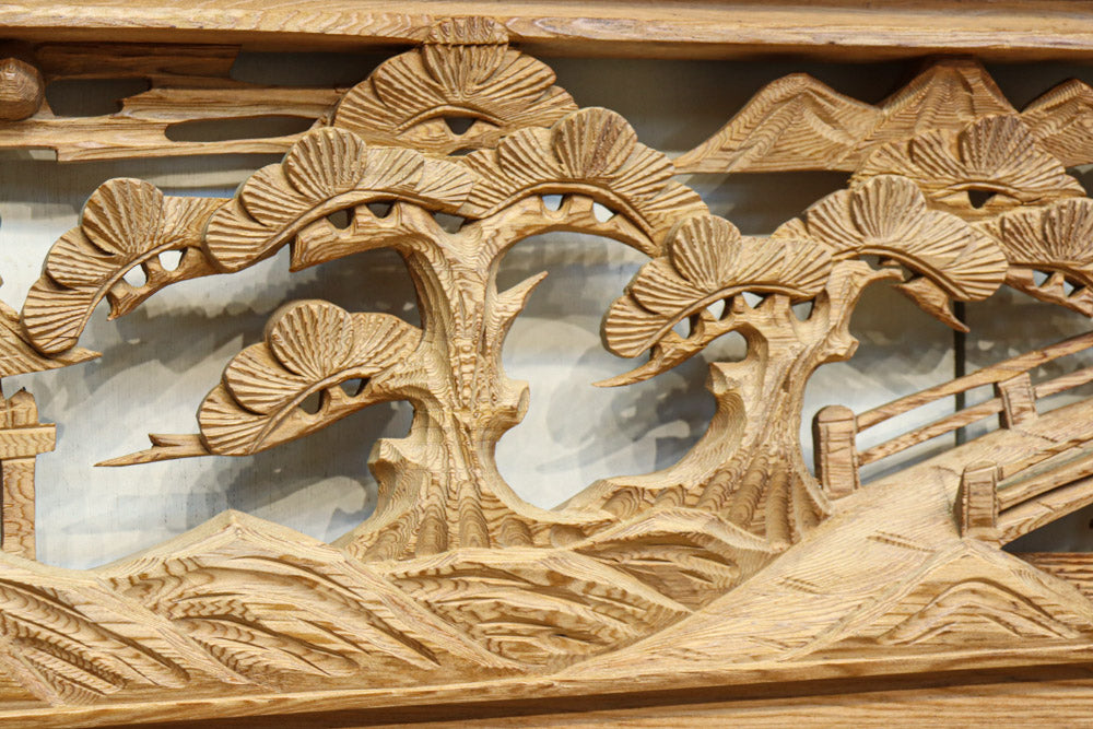 大きな木製の彫刻(空想生物) 8689505b853526c4a520830f7d13d3