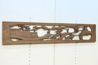 お城や塔が建つ山間の風景を描く彫刻欄間素材　EZ2547　在庫1枚