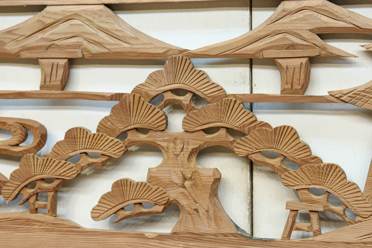 風景を丁寧に描いた彫刻欄間素材　EZ2551ab　在庫(a:1 b:1)枚