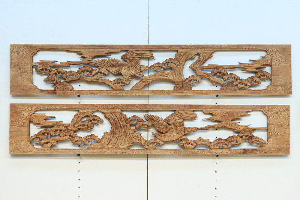 【ご精算用】堂々と貫禄ある鷹を描いた彫刻欄間素材　EZ2553ab　在庫(a:1 b:1)枚