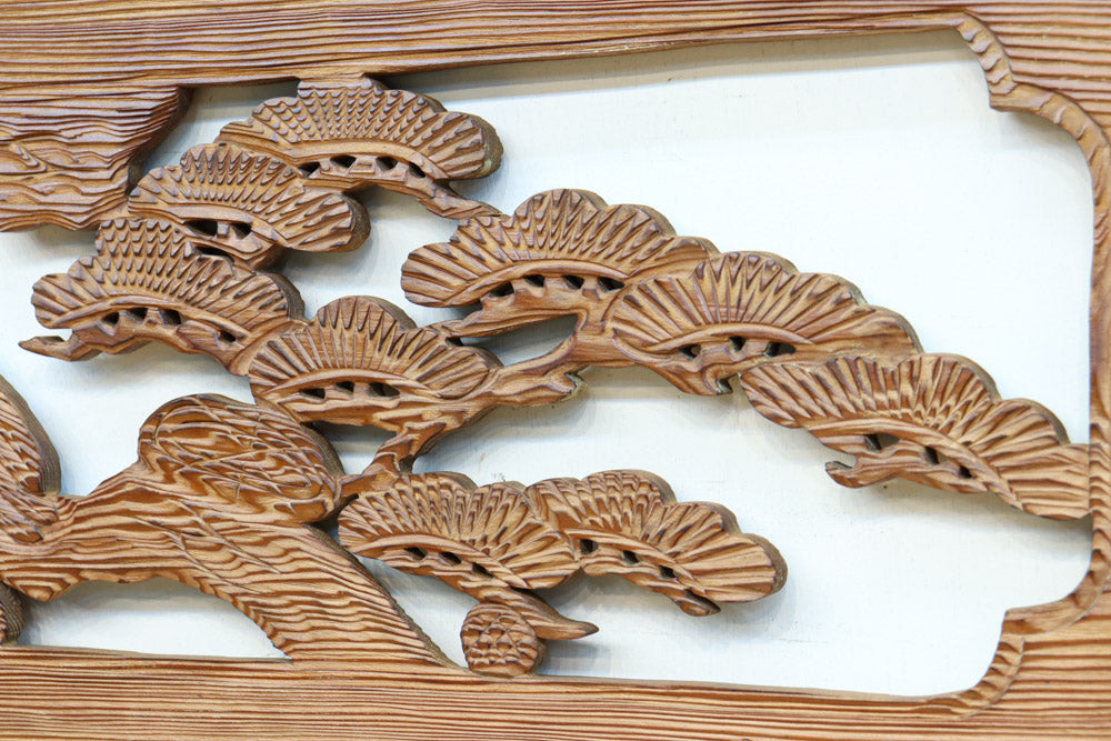 松と鷹の繊細な浮き彫りが際立つ彫刻欄間素材 EZ2554ab 在庫(a:1 b:1