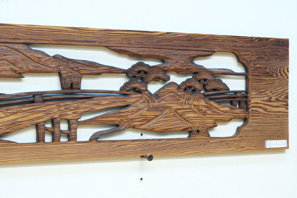 深みのある色彩で橋と城を描いた彫刻欄間素材　EZ2555ab　在庫(a:0 b:1)枚