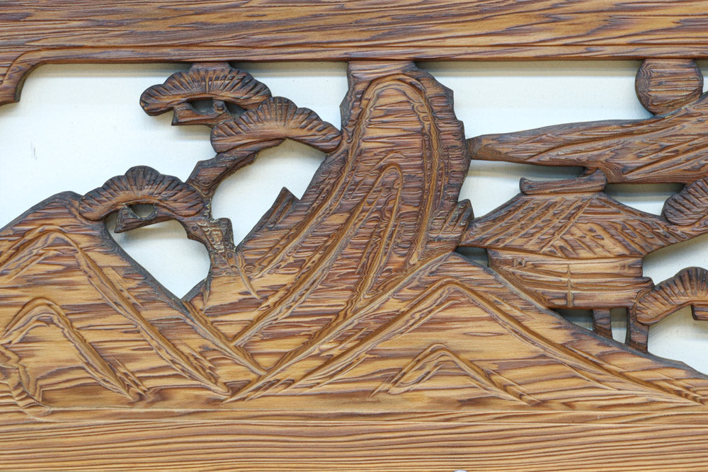 深みのある色彩で橋と城を描いた彫刻欄間素材　EZ2555ab　在庫(a:0 b:1)枚