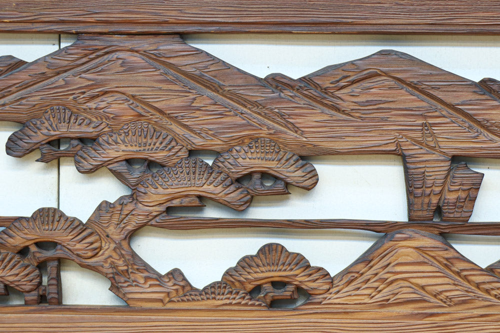 深みのある色彩で橋と城を描いた彫刻欄間素材　EZ2555ab　在庫(a:0 b:1)枚