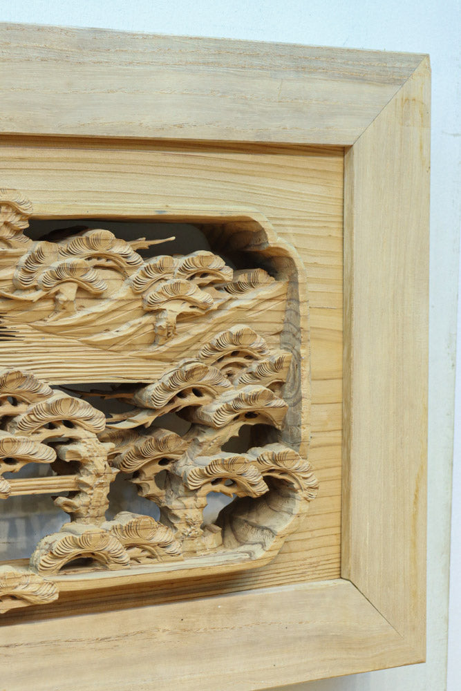 立体感のある構図で華やかな深彫り彫刻欄間　EZ2564ab　在庫(a:0 b:1)枚