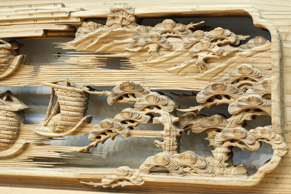 立体感のある構図で華やかな深彫り彫刻欄間　EZ2564ab　在庫(a:0 b:1)枚