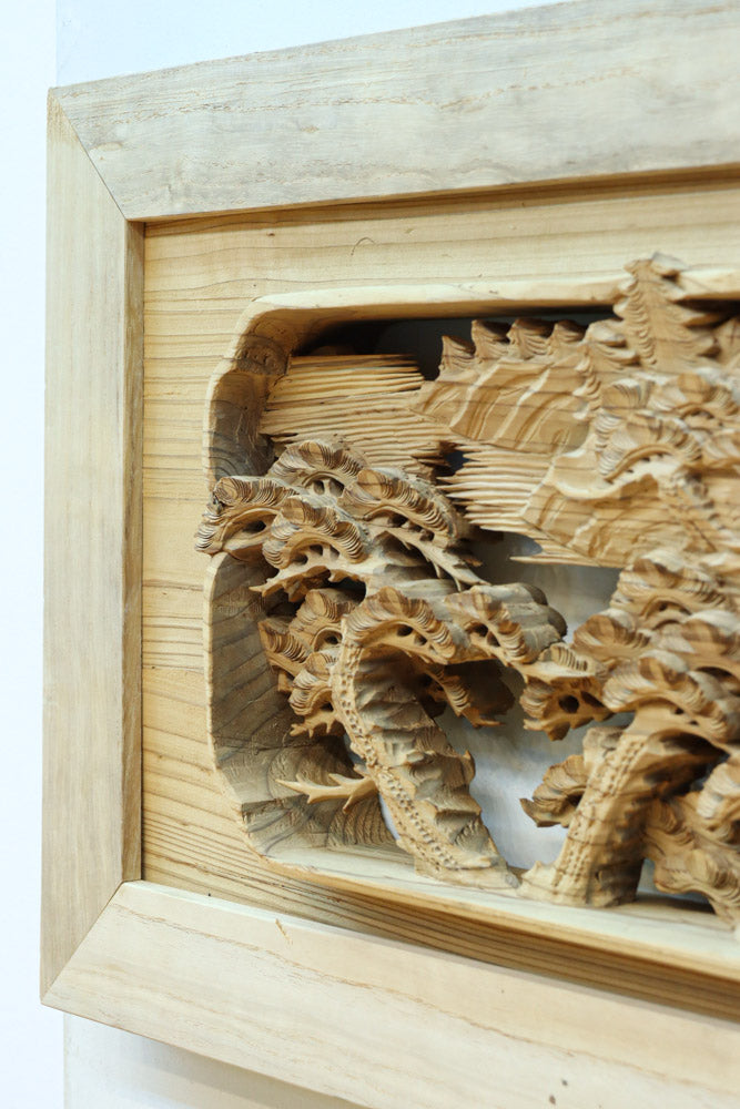 立体感のある構図で華やかな深彫り彫刻欄間　EZ2564ab　在庫(a:0 b:1)枚