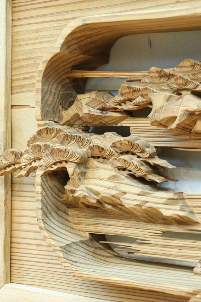 立体感のある構図で華やかな深彫り彫刻欄間　EZ2564ab　在庫(a:0 b:1)枚