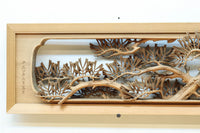 非公開　貫禄ある松の木を丁寧に彫り描いた深彫り彫刻欄間　EZ2565ab　在庫(a:1 b:1)枚