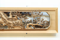 非公開　貫禄ある松の木を丁寧に彫り描いた深彫り彫刻欄間　EZ2565ab　在庫(a:1 b:1)枚