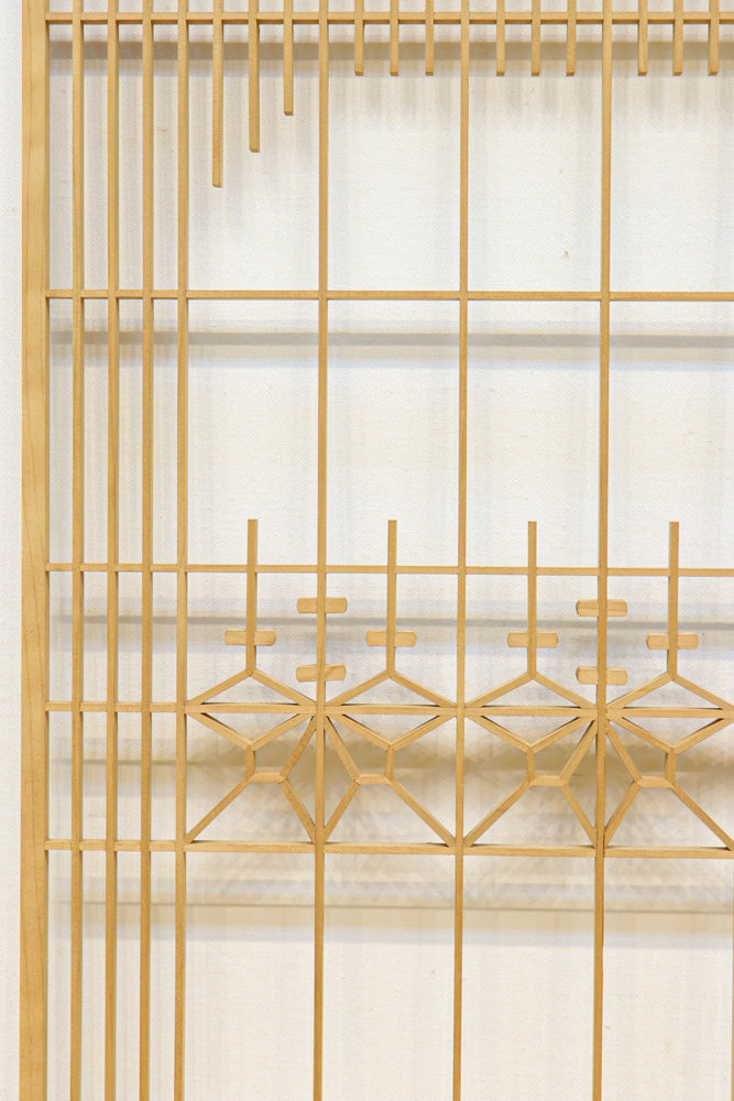 木地色の桐組子装飾で上品な面持ちある建具素材　EZ2572　在庫8枚