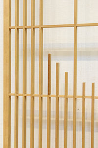 木地色の桐組子装飾で上品な面持ちある建具素材　EZ2572　在庫8枚