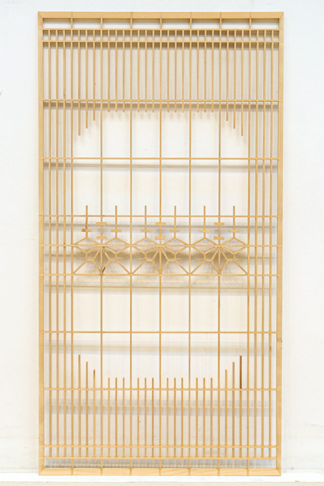 木地色の桐組子装飾で上品な面持ちある建具素材 EZ2572 在庫8枚