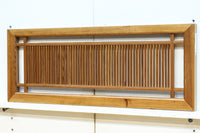 井桁枠で縦繁を囲い上品な面持ちある小型欄間　EZ2586　在庫1枚