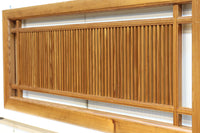 井桁枠で縦繁を囲い上品な面持ちある小型欄間　EZ2586　在庫1枚