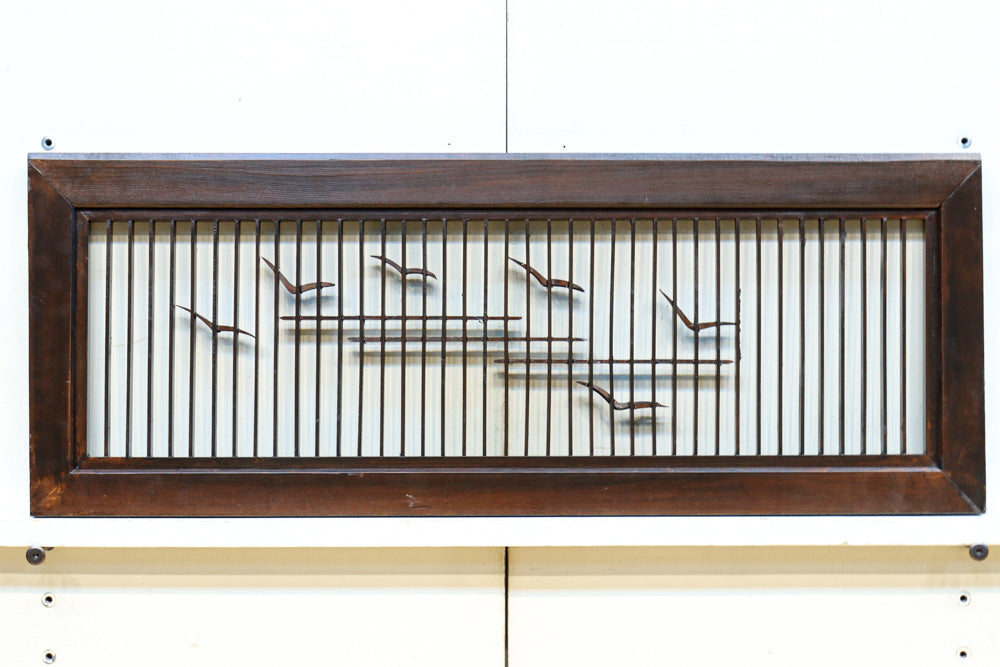 カモメが飛ぶ風情ある絵柄を描いた小型欄間　EZ2587　在庫1枚