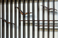 カモメが飛ぶ風情ある絵柄を描いた小型欄間　EZ2587　在庫1枚