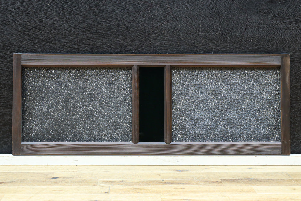 幅880ミリ!! グリーンの色ガラスが映えるガラス小型欄間　EZ2588　在庫1枚