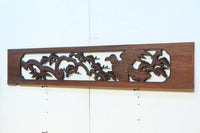 松の周りで貫録ある鷹が舞う彫刻欄間素材　EZ2592ab　在庫(a:0 b:1)枚