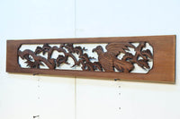 松の周りで貫録ある鷹が舞う彫刻欄間素材　EZ2592ab　在庫(a:0 b:1)枚