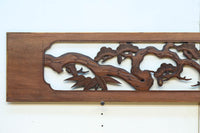 松の周りで貫録ある鷹が舞う彫刻欄間素材　EZ2592ab　在庫(a:0 b:1)枚