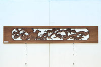 松の周りで貫録ある鷹が舞う彫刻欄間素材　EZ2592ab　在庫(a:0 b:1)枚