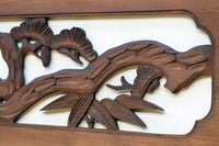 松の周りで貫録ある鷹が舞う彫刻欄間素材　EZ2592ab　在庫(a:0 b:1)枚