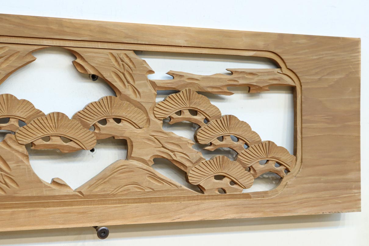 縁起物の木々を描いた上品な面持ちの彫刻欄間素材　EZ2593ab　在庫(a:1 b:1)枚