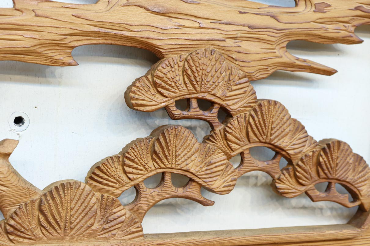 鶴と松　木彫 鶴と松を細やかに描いた彫刻欄間素材 EZ2686ab 在庫(a:1 b:1)枚