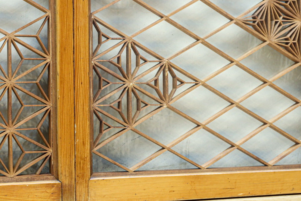 稀少小型サイズ!!　気品漂う組子帯模様で迫力ある両面ガラス入り建具セット　EZ2596　在庫4枚1組