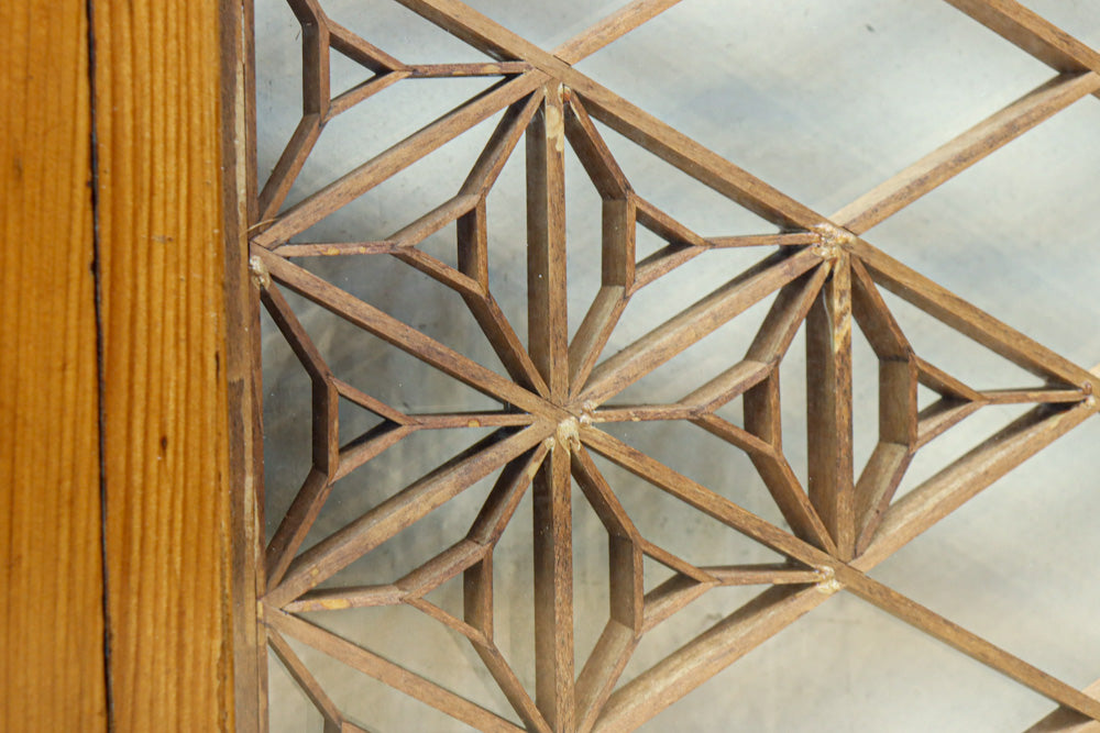 稀少小型サイズ!!　気品漂う組子帯模様で迫力ある両面ガラス入り建具セット　EZ2596　在庫4枚1組