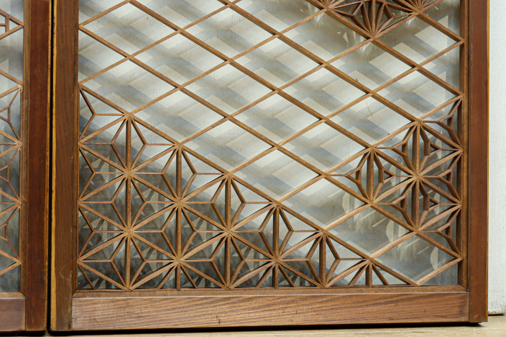 稀少小型サイズ!!　気品漂う組子帯模様で迫力ある両面ガラス入り建具セット　EZ2596　在庫4枚1組