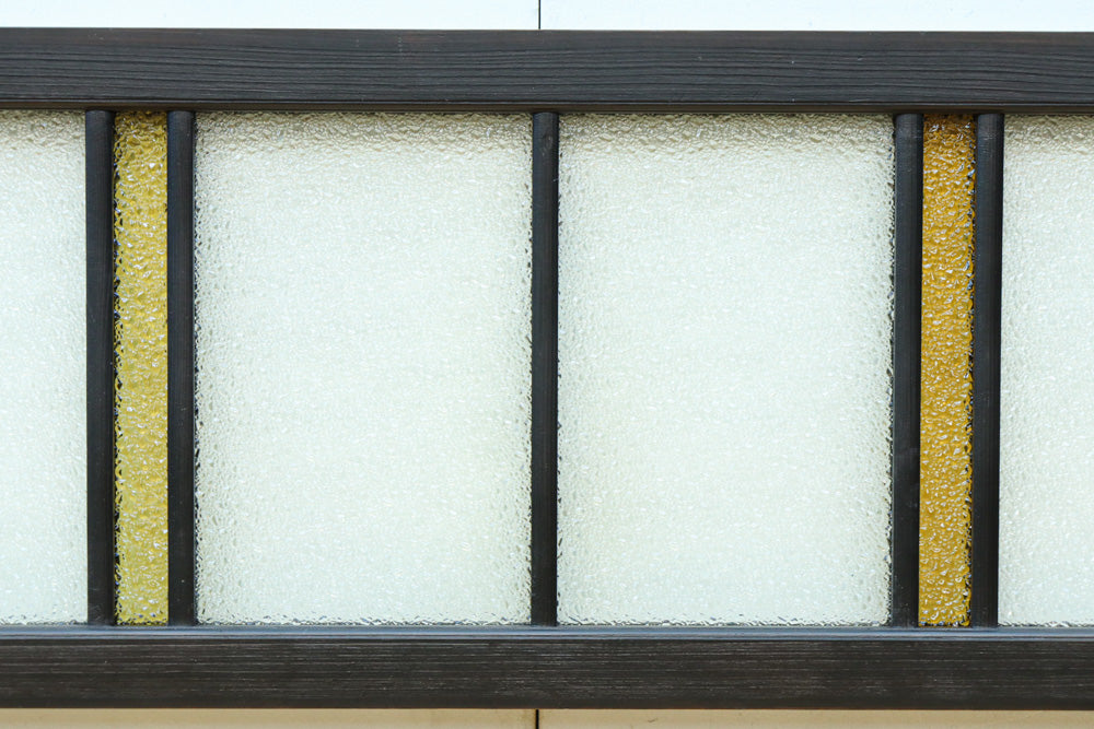 稀少アンバーガラスで華やかな印象を放つダイヤガラス入り欄間　EZ2602ab　在庫(a:1 b:1)枚