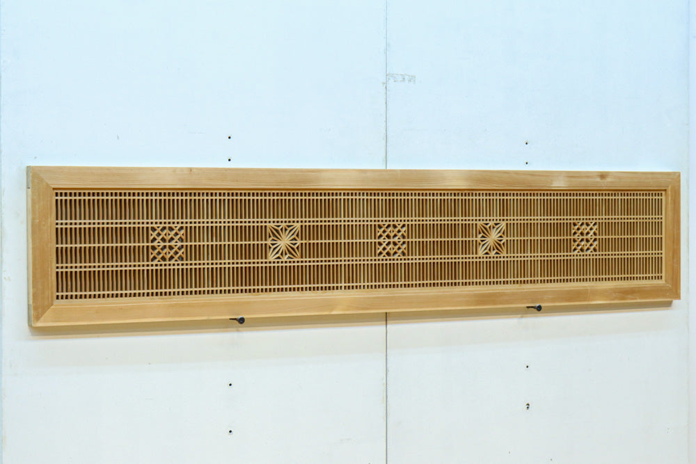 組子模様が上品な凛とした雰囲気を纏う欄間　EZ2605　在庫1枚