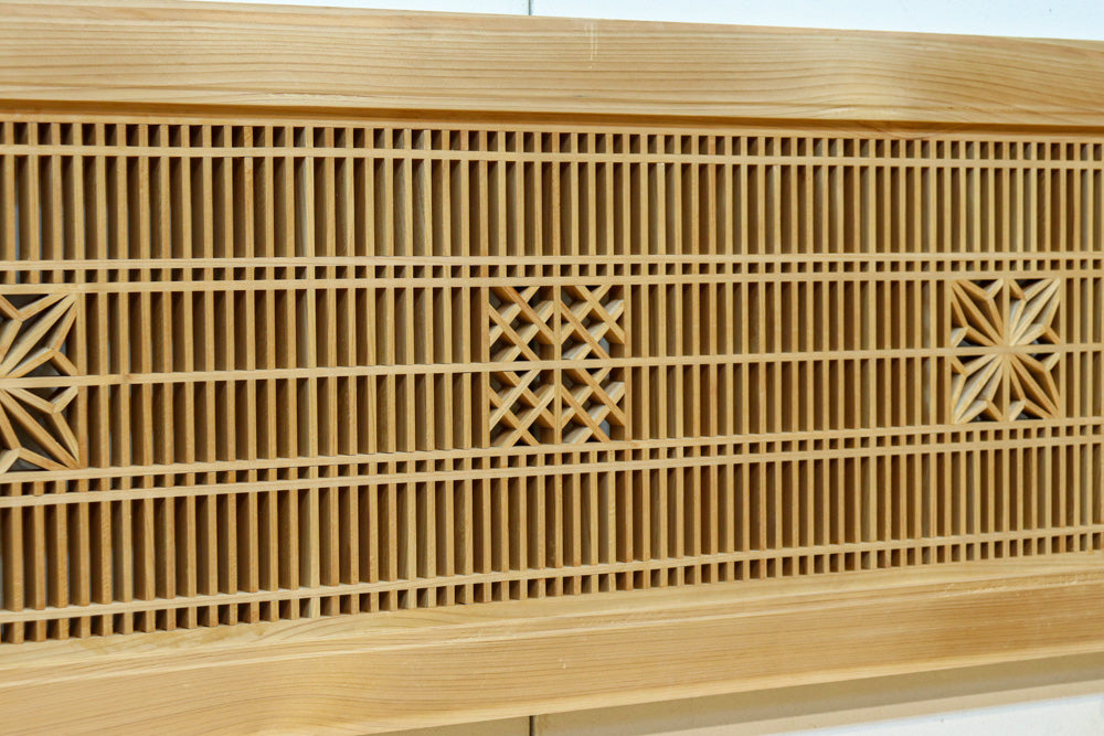 組子模様が上品な凛とした雰囲気を纏う欄間　EZ2605　在庫1枚