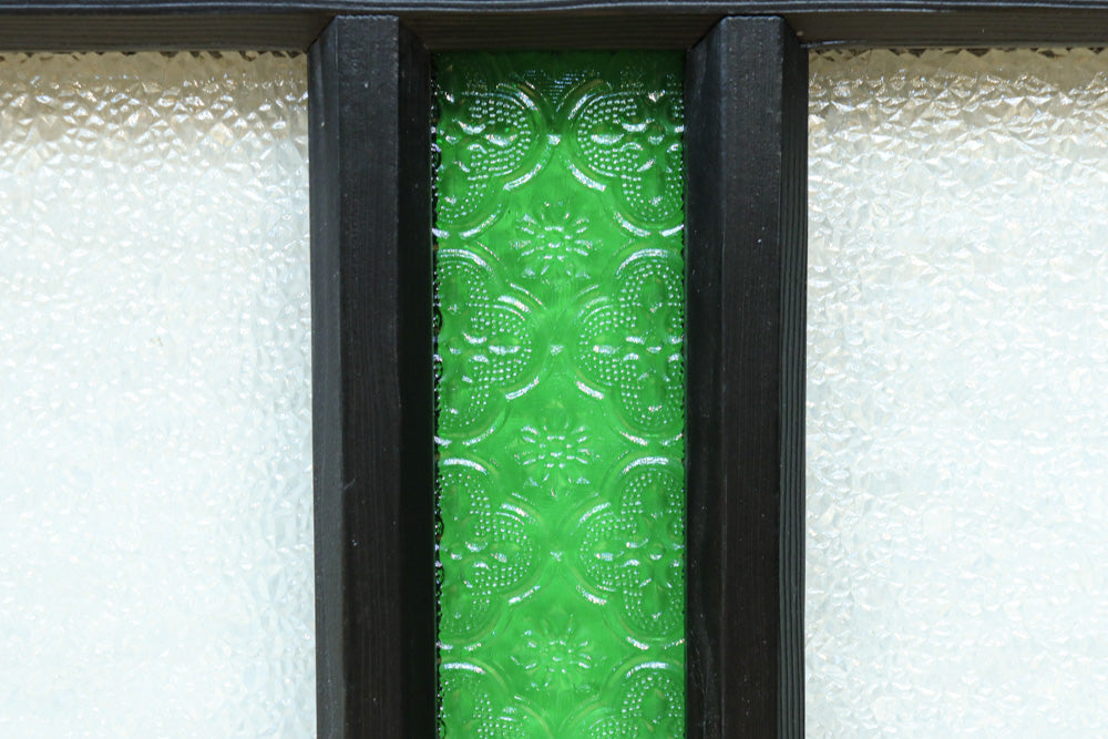 グリーンの花柄プレスガラスのレトロ感が可愛らしい中型ガラス欄間　EZ2607ab　在庫(a:1 b:0)枚