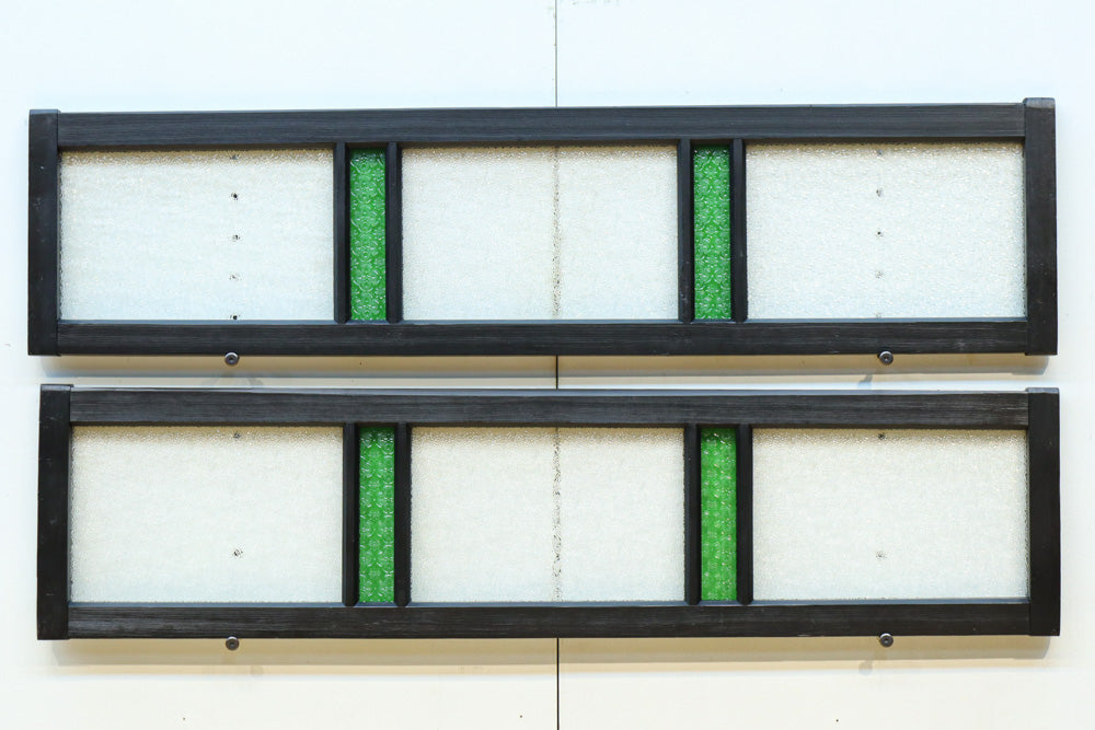 グリーンの花柄プレスガラスのレトロ感が可愛らしい中型ガラス欄間　EZ2607ab　在庫(a:1 b:0)枚