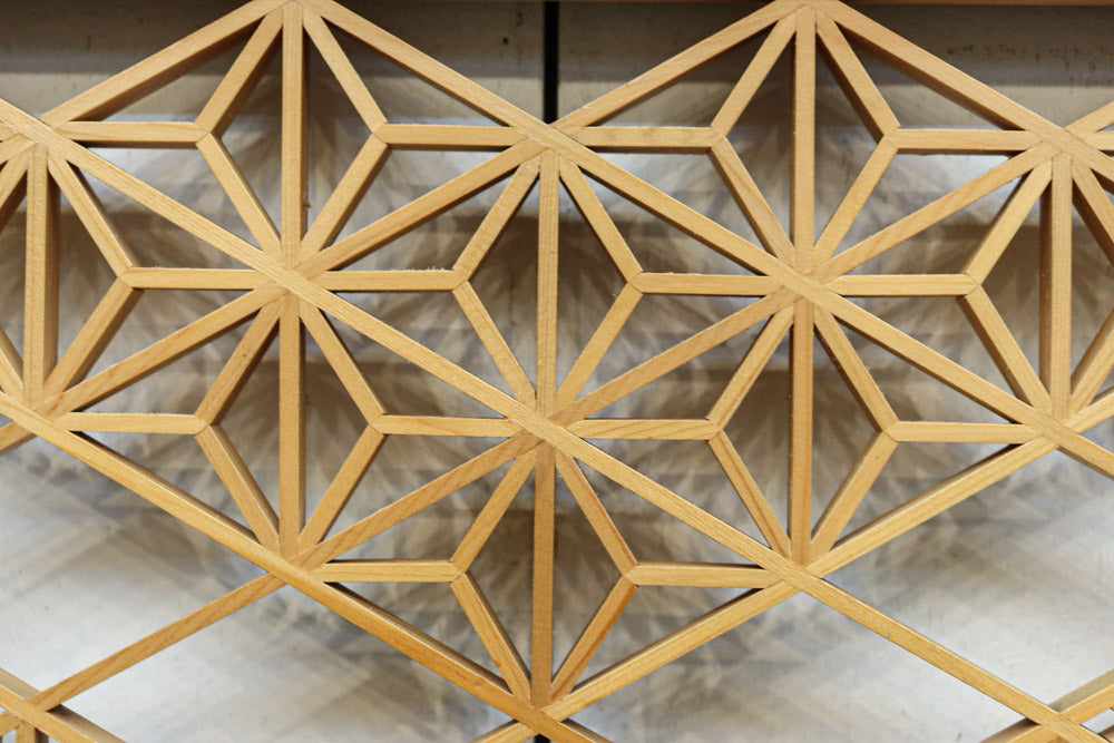 三種の組子帯模様が華やかで気品漂う欄間 EZ2624 在庫1枚 – 古福庵