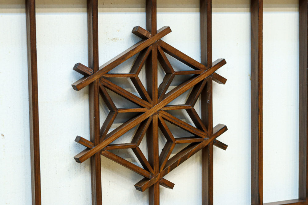 欄間組子1枚⑲ 丸みのある麻の葉組子が可愛らしい中型欄間 EZ2628 在庫1枚 – 古福庵