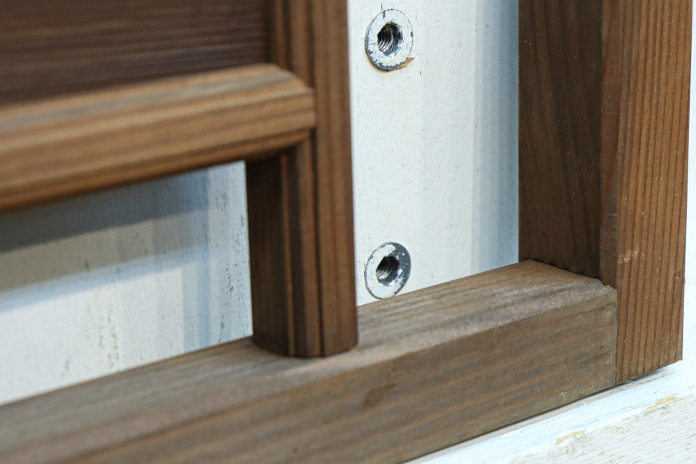 井桁枠の上品な面持ちある小型欄間 EZ2645 在庫2枚 – 古福庵