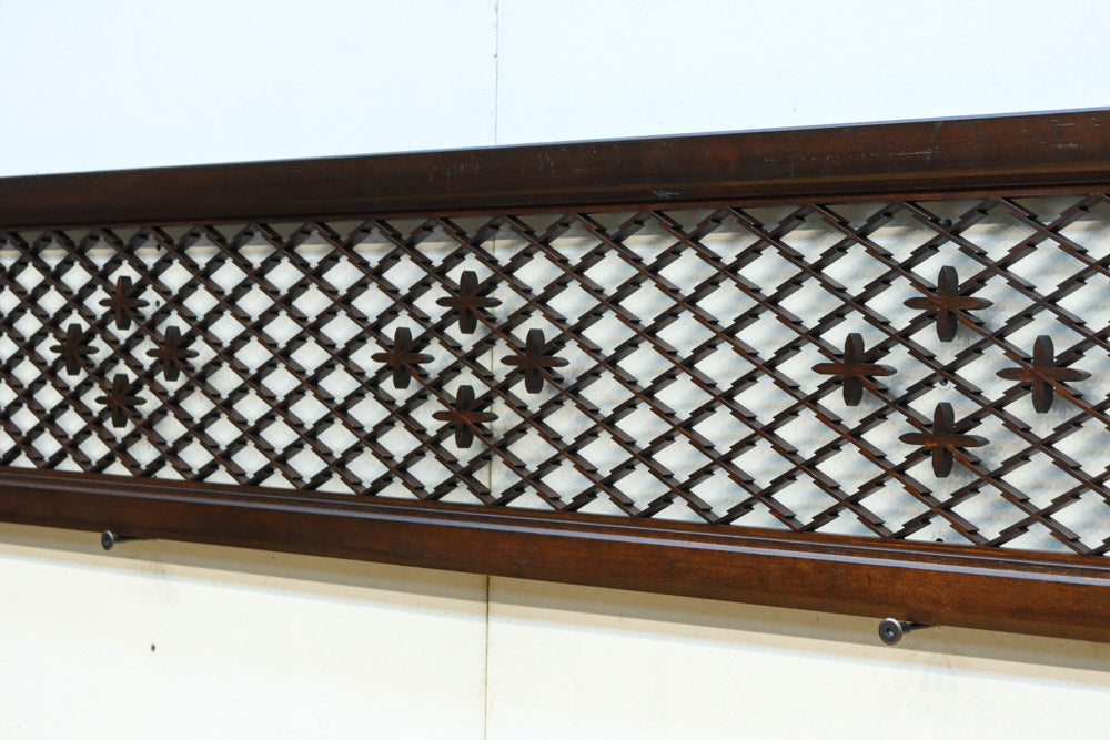 1746ミリ 松皮菱格子にトンボ装飾を添えた欄間　EZ2665　在庫1枚