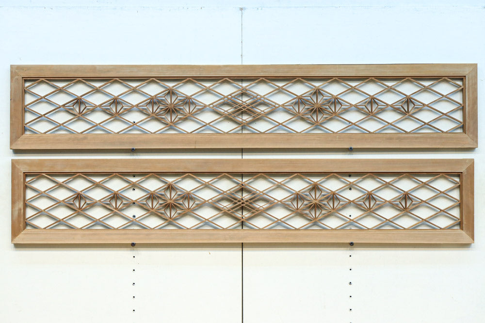 Diamond lattice transom EZ2697ab