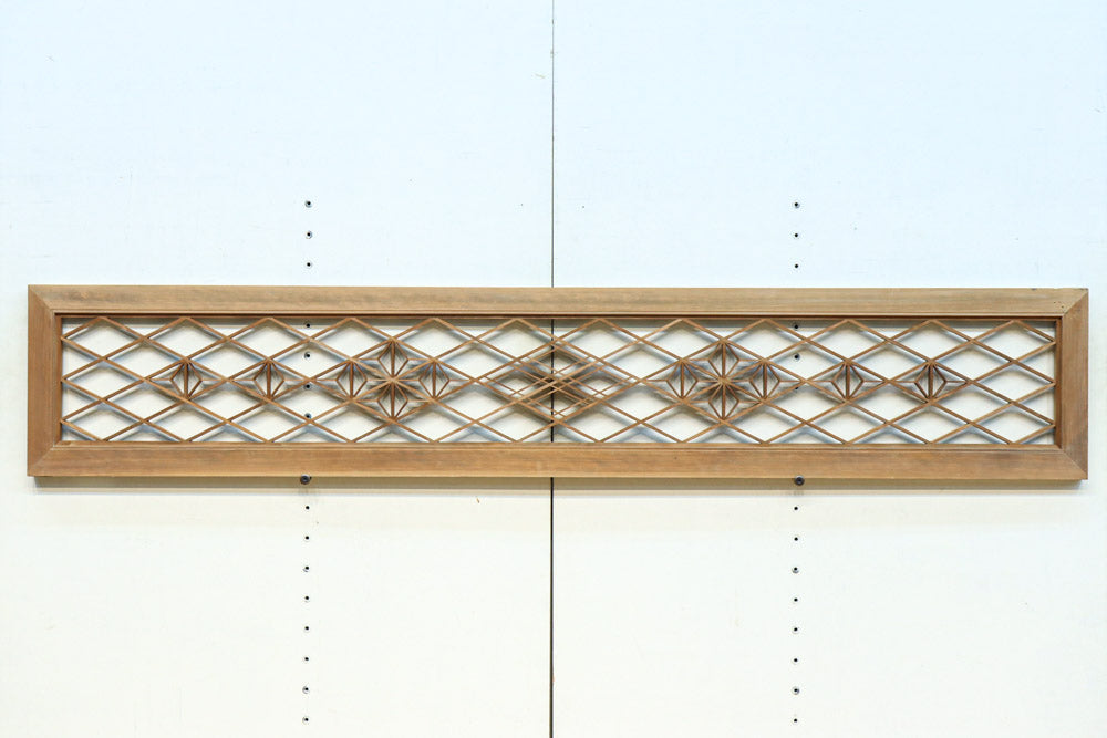 Diamond lattice transom EZ2697ab