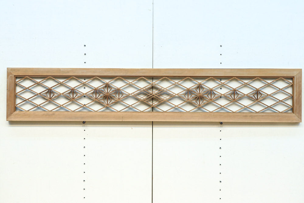 Diamond lattice transom EZ2697ab