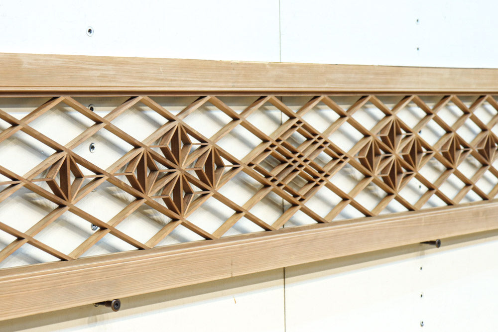 Diamond lattice transom EZ2697ab