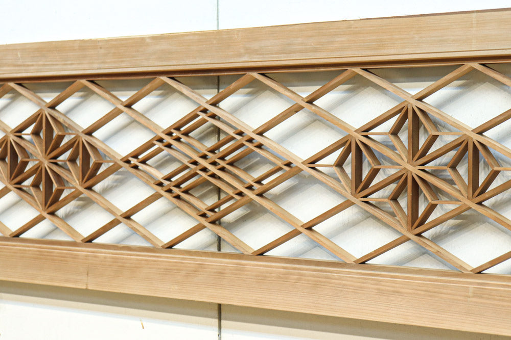 Diamond lattice transom EZ2697ab